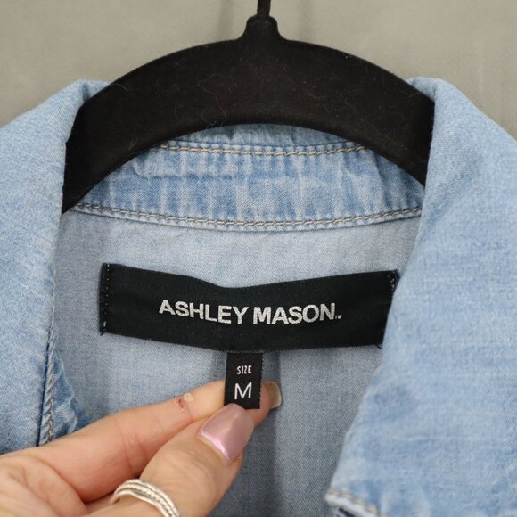 Ashley Mason Denim Button-Up Shirt Womens Medium Light Wash Distressed Boho Y2K - Picture 3 of 8